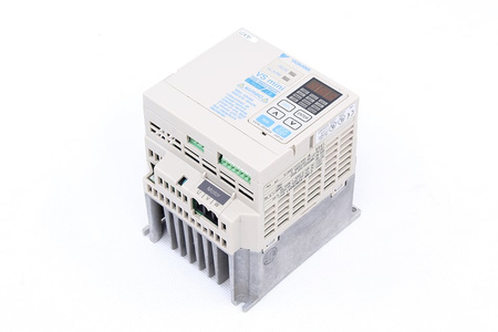 CIMR-XCBCB0P7 YASKAWA