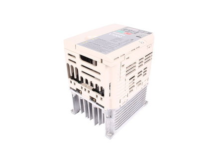 CIMR-VC4A0007BAA YASKAWA V1000