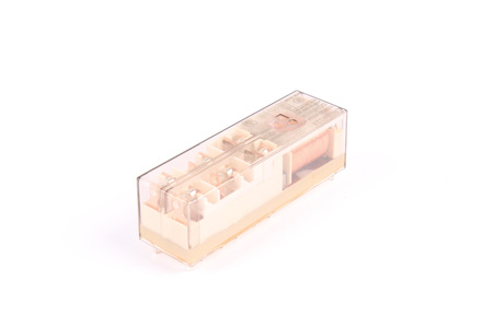 SR6B4024 TE CONNECTIVITY 24V, 8A RELÉ