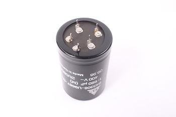 CONDENSADOR B43306-U9667-M1 S+M 25/085/56 660UF, 400VDC