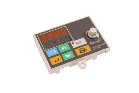 CIMR-V7AZB0P4 YASKAWA PANEL DE CONTROL
