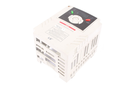 SV015IG5A-4 LS INDUSTRIAL SYSTEMS CAJA