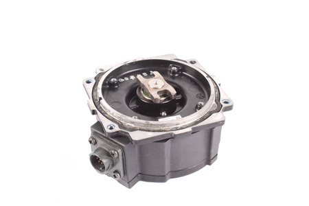 R88M-K3K030F-S2 OMRON CODIFICADOR