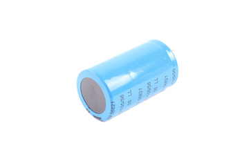 CONDENSADOR MAL229956821E3 VISHAY 820UF, 400V, 35X50MM