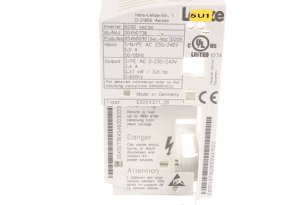 E82EV371_2B LENZE INVERTER 8200 VECTOR CAJA
