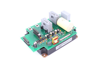 BY190A-121-13-A0015 MOOG BY190A-1 21-13-A 0015