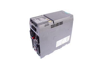 6SL3210-1KE13-2AB2 SIEMENS SINAMICS G120C MÓDULO DE POTENCIA
