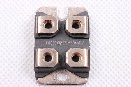 ESM5045DV ST MICROELECTRONICS