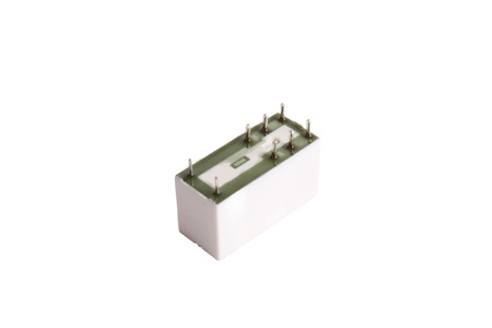 RM84-2012-35-1024 RELPOL RELÉ
