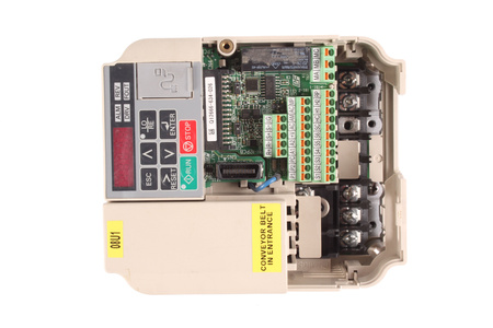 CIMR-VZ4A0007BAA YASKAWA VZA42P2BAA