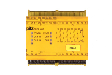 PNOZ X11P PILZ 777086 RELEVO DE SEGURIDAD
