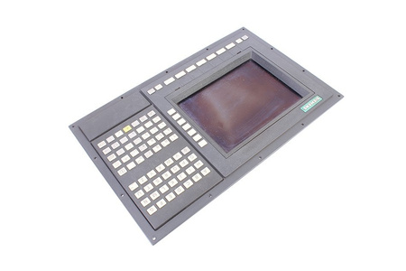 6FC5103-0AB02-0AA0 SIEMENS SINUMERIK 840C/840CE CONSOLA OPERATIVA CNC CON ORDENADOR Y TECLADO