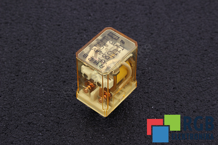 RH2B-U IDEC 24VDC 10A 240VAC 30VDC RELÉ