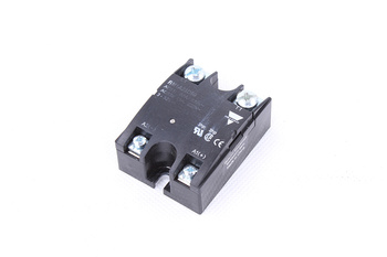RM1A23D50 CARLO GAVAZZI 15/50A 230VAC 3-32VDC RELÉ