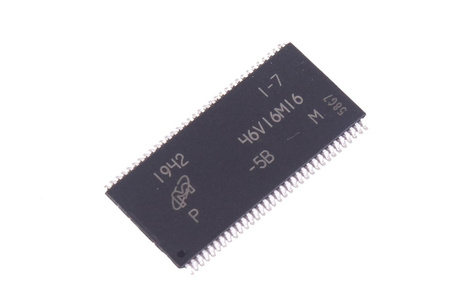 MT46V16M16P-5BM SDRAM