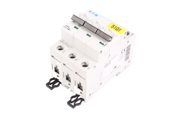CLS6-C6/3-DP EATON 270417 INTERRUPTOR AUTOMÁTICO