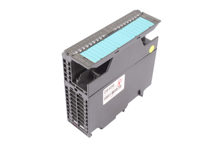 323-1BH00 VIPA VN002880 CAJA