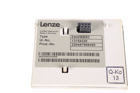 E82ZBBXC LENZE CONTROL Y PANEL DE CONTROL