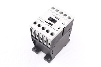 DILM12-10 MOELLER 8000V 20A