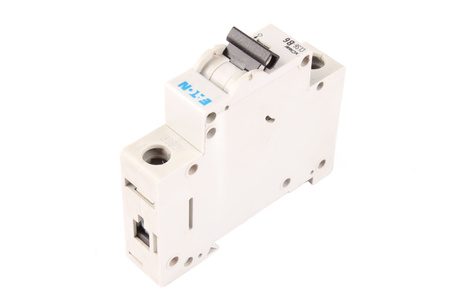 CLS6-B6-DP EATON INTERRUPTOR AUTOMÁTICO