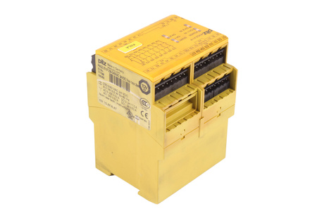 PNOZ X11P PILZ 777086 RELEVO DE SEGURIDAD