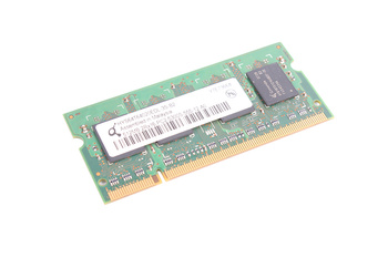 HYS64T64020HDL-3S-B2 QIMONDA 512MB 2RX16 PC2-5300S-555-12-A0