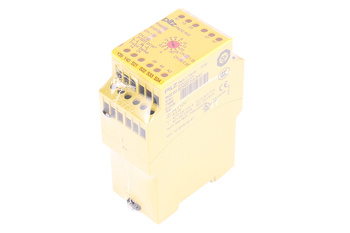 PNOZ XV2 PILZ 774500 RELEVO DE SEGURIDAD