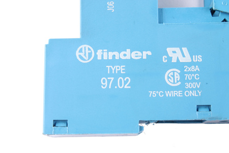 97.02 FINDER 300V BASE DE RELEVOS