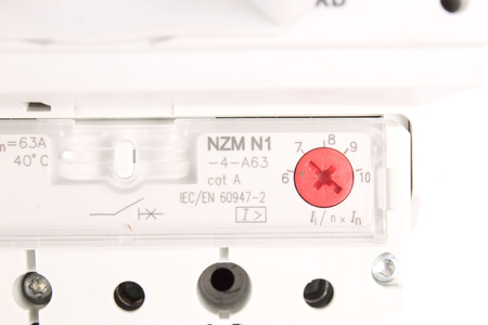 NZMN1-4-A63 EATON NZM1 SECCIONADOR