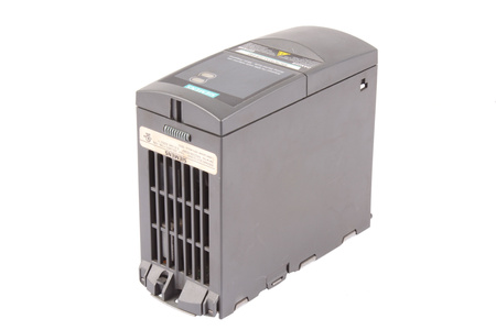 6SE6440-2UC12-5AA1 SIEMENS MICROMASTER 440