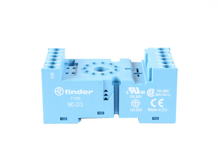 90.03 FINDER 240V, 10A BASE DE RELEVOS