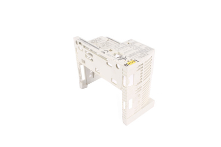 E82EV371_2B LENZE INVERTER 8200 VECTOR CAJA