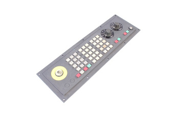 6FC5103-0AD03-0AA0 SIEMENS VER.B SINUMERIK 840C/840CE TECLADO