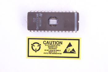 NMC27C512AQ NATIONAL SEMICONDUCTOR UV ERASABLE CMOS PROM