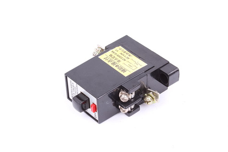 BA152155 MATSUSHITA B15 M-5 INTERRUPTOR-SECCIONADOR