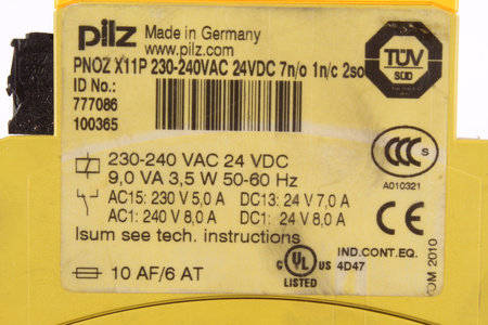PNOZ X11P PILZ 777086 RELEVO DE SEGURIDAD