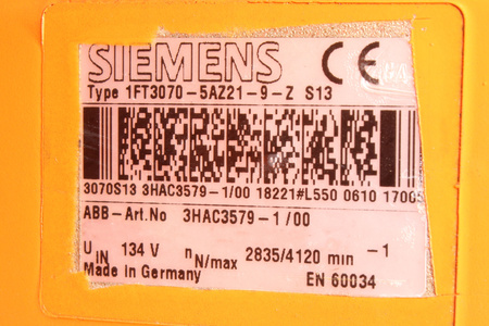 3HAB4273-2 ABB 3HAB6429-1 MUÑECA DEL ROBOT