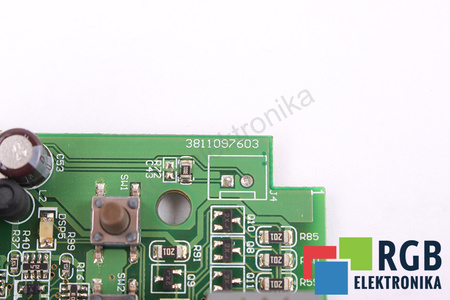 22A-A6P8N113 ALLEN BRADLEY PANEL DE CONTROL
