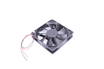 4710KL-04W-B50 NMB TECHNOLOGIES 119X119X25MM, 12V, 0.72A VENTILADOR