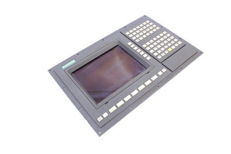 6FC5103-0AB02-0AA0 SIEMENS SINUMERIK 840C/840CE CONSOLA OPERATIVA CNC CON ORDENADOR Y TECLADO