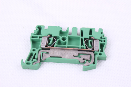 ZPE2.5 WEIDMULLER 2.5MM2 CONECTOR SERIE DE ORIFICIO PASANTE PARA CONDUCTOR DE PROTECCIÓN