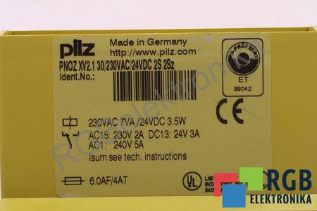 PNOZXV2.1 PILZ 774516 RELEVO DE SEGURIDAD