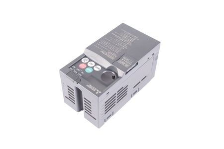 FR-E720-0.2K MITSUBISHI ELECTRIC FRENTE DE LA CAJA