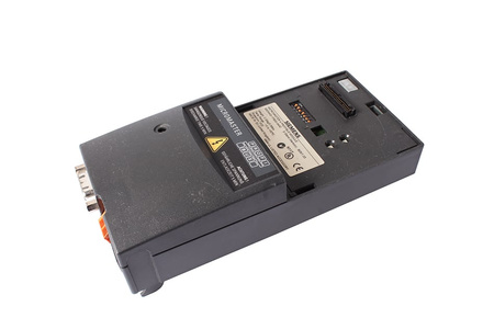 6SE6400-1PB00-0AA0 SIEMENS MICROMASTER 4 PROFIBUS