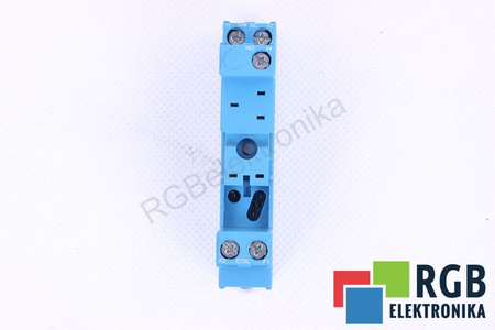 95.83.3 FINDER 8PIN 300VAC 10A BASE DE RELEVOS