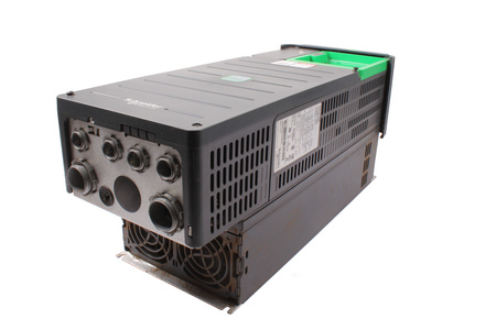 ATV630D18N4 SCHNEIDER ELECTRIC ALTIVAR 630