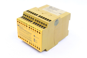 PNOZX10 PILZ 774709 RELEVO DE SEGURIDAD