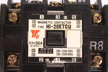 HI-20ETCU YASKAWA ITH=35A