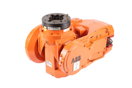 3HAC0694-2/2 ABB IRB6400R/2.5-150 MUÑECA DEL ROBOT