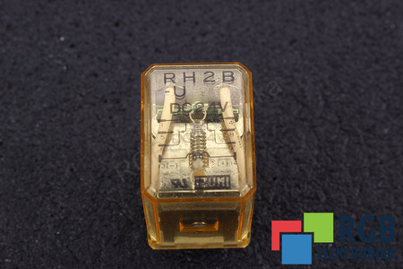 RH2B-U IZUMI 24VDC 10A 240VAC 30VDC RELÉ